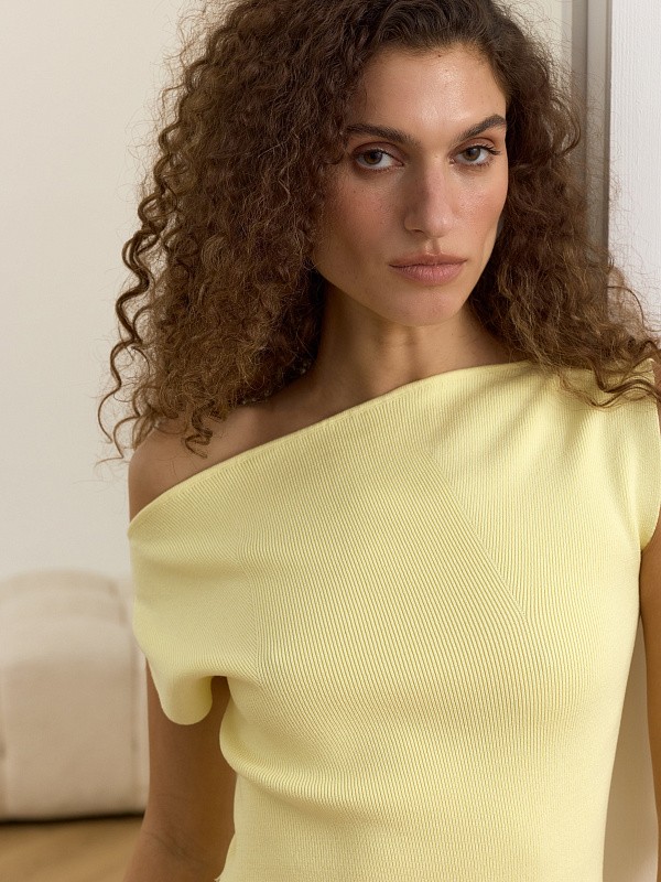 Акцентный вязаный топ "Сливочный пломбир"