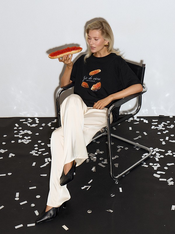 Футболка Икра BLACK