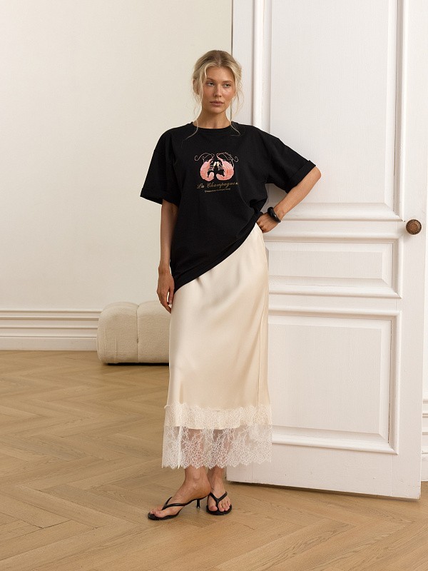 Футболка "Подружка по игристому"