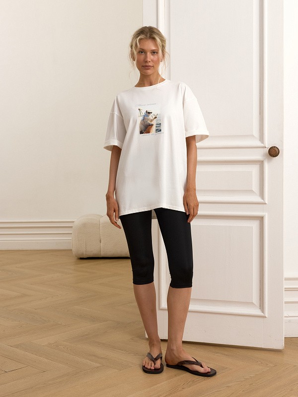 Футболка  "Много хочешь, много получишь"