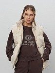 Пуховый жилет JE T'AIME MILK из бархатистой мембраны 