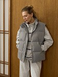 Пуховый жилет JE T'AIME GREY из бархатистой мембраны
